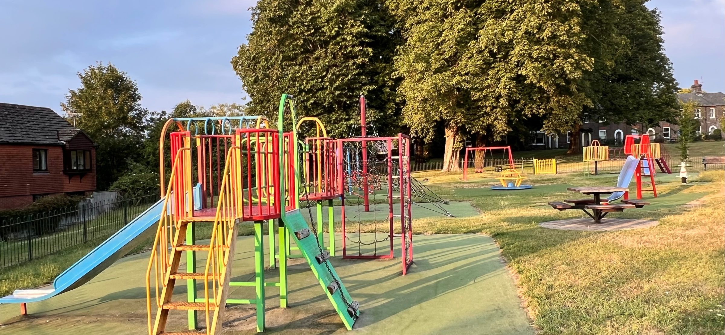 Salisbury-Field-play-area
