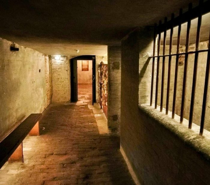 Shire-Hall-Museum-cells-c-Shire-Hall-Museum-2000×851